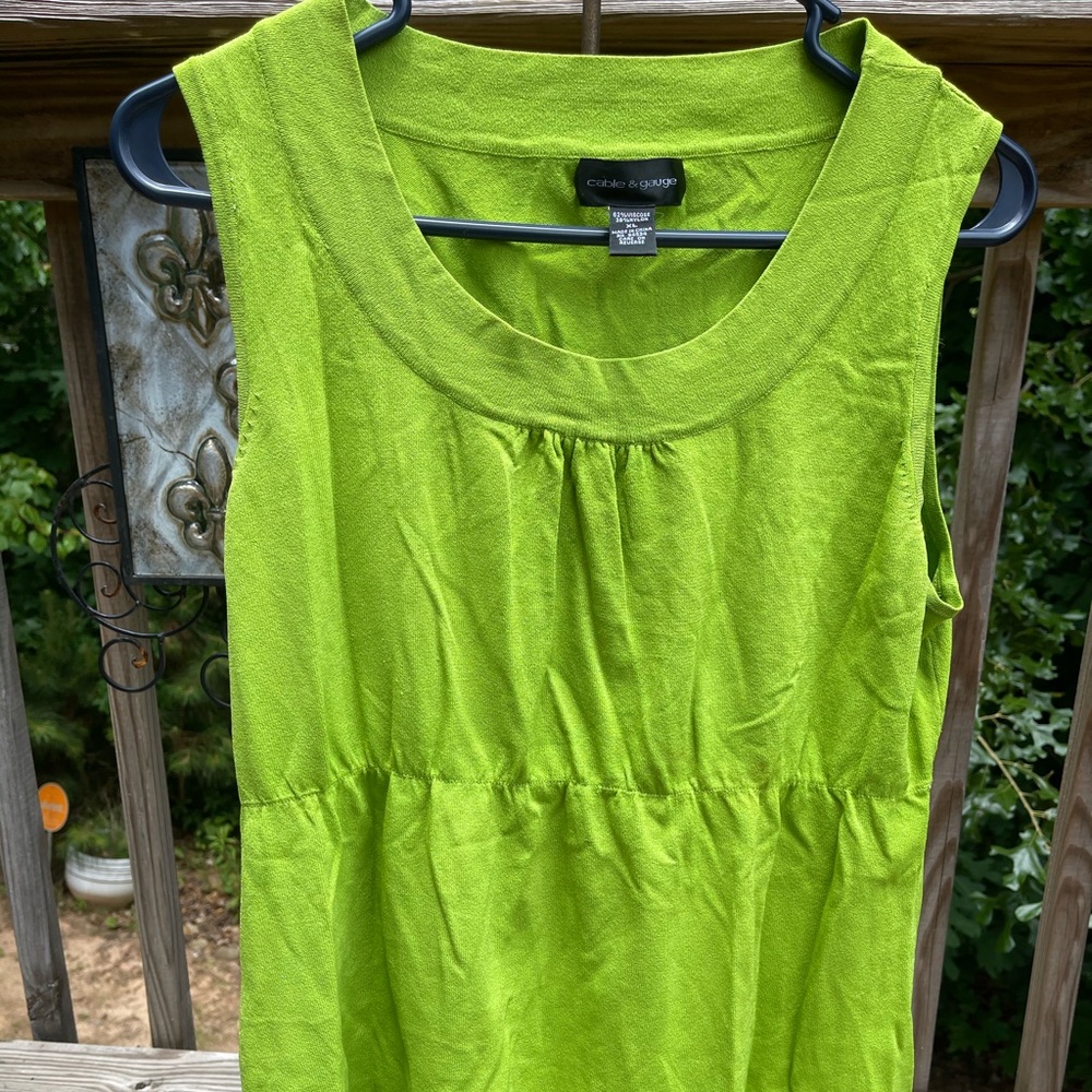 Cable & Gauge Green Top